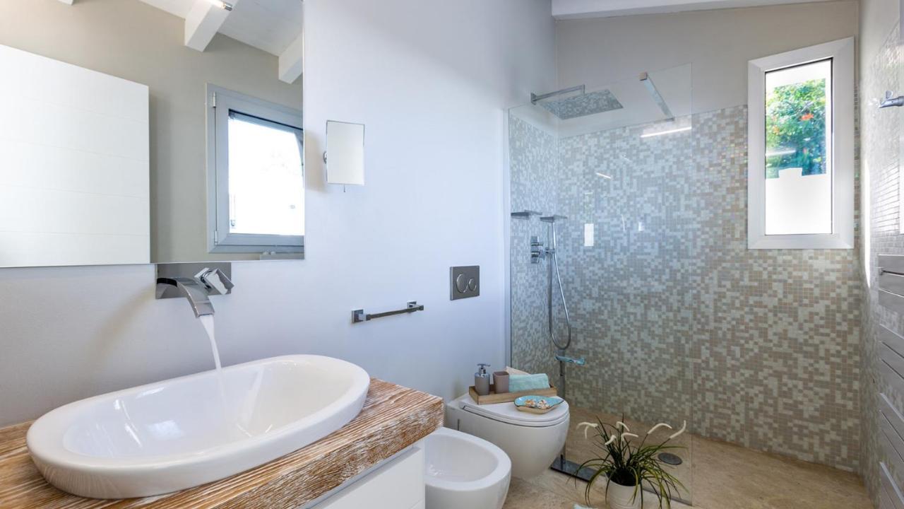 Villa Amar 4, Emma Villas Olbia Extérieur photo